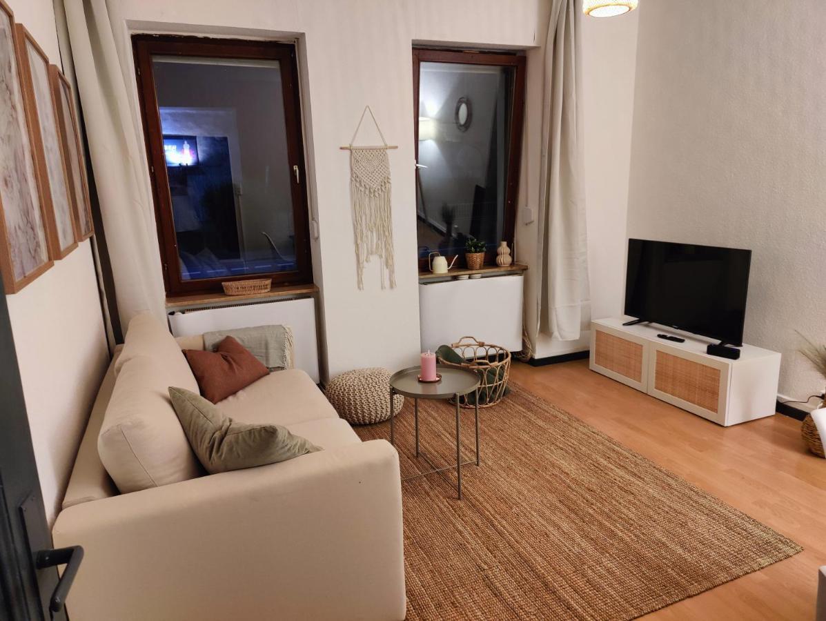 Bliss - 3 Zimmer, Boho, Arbeitsplatz, Netflix Giessen Ngoại thất bức ảnh
